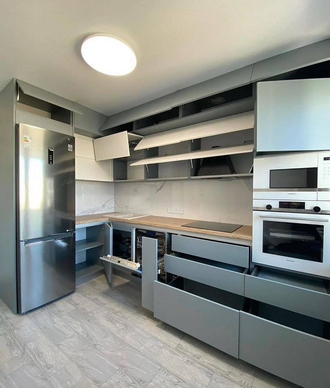 Высокие кухни под потолок-Кухня МДФ в эмали «Модель 632»-фото4